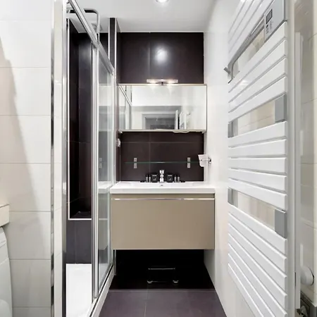 Ecrin Design - 2br Climatise Et Equipe * Párizs