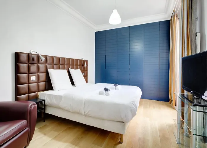 Ecrin Design - 2br Climatise Et Equipe Apartment