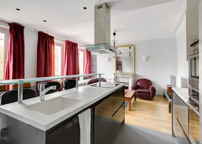 Ecrin Design - 2br Climatise Et Equipe